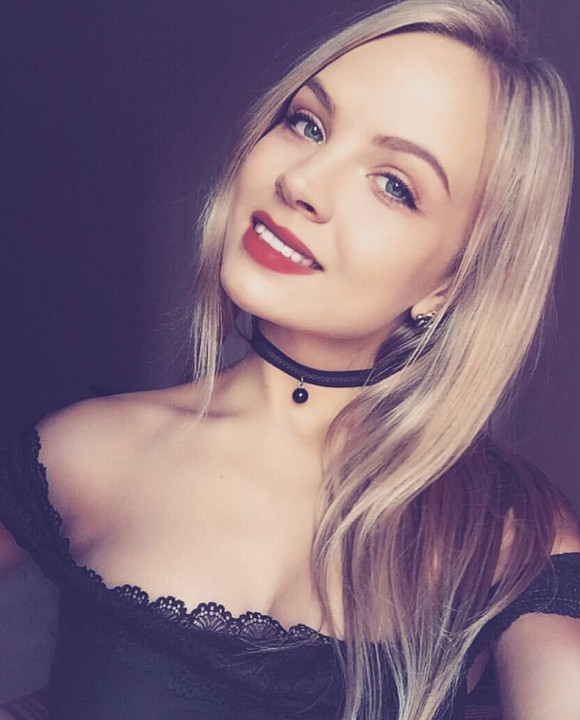 Julia: photo №1